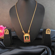 Temple chain set