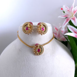 Ad Peacock Choker