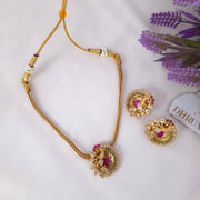 Ad Peacock Choker