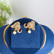 Elephant choker