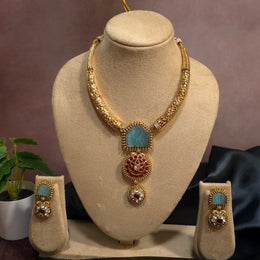 Hasli Necklace