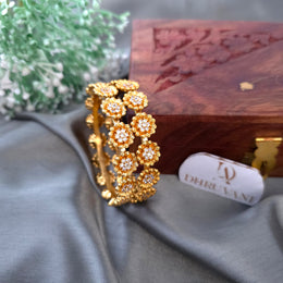 Premium non idol AD stone bangle