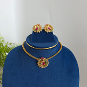Ad Peacock Choker