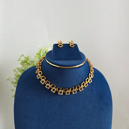 Diamond box necklace