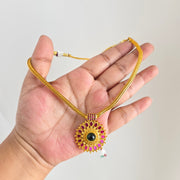 Non idol Pendant Chain set