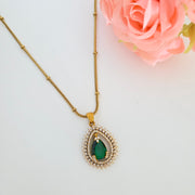 Lisa Diamond pendant chain