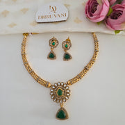 Hasli choker