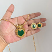 Green Palakka Round Pendant Chain