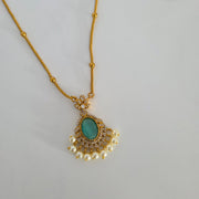 Bella diamond pendant chain with earrings
