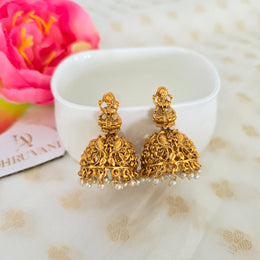 Lakshmi Jhumka white