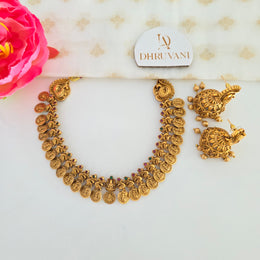 Coin Antique short necklace