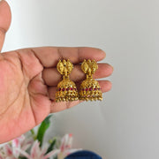 Inaaya  Gold Non idol Necklace