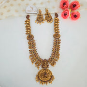 Vaibhavi lakshmi Haram