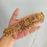 Padma lakshmi hipbelt