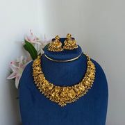 Annapurna  Necklace Gold
