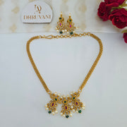 Three pendant AD Necklace non idol