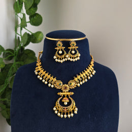 Non idol AD Chandbali necklace