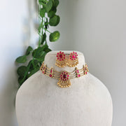 Flower choker