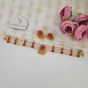Flower choker