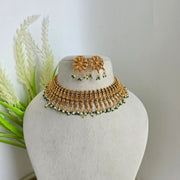 Green non idol Necklace