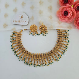 Green non idol Necklace