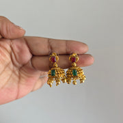 Gold Non idol necklace