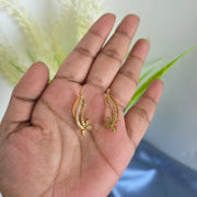 Daisy Diamond Earcuff