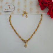 Iniya diamond necklace