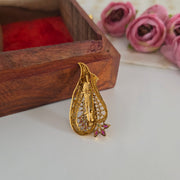 Saree pin non idol