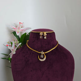 Moon Diamond necklace