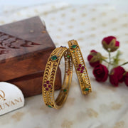 Antique non idol bangle