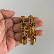 Antique non idol bangle