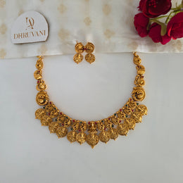 Lakshmi Kaashu necklace