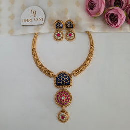Ayra Blue Hasli necklace