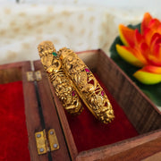 Vaishnavi Bangles