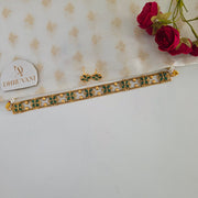 Flora Choker