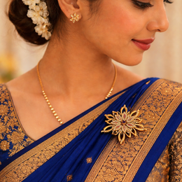 Flora saree pin/Brooch